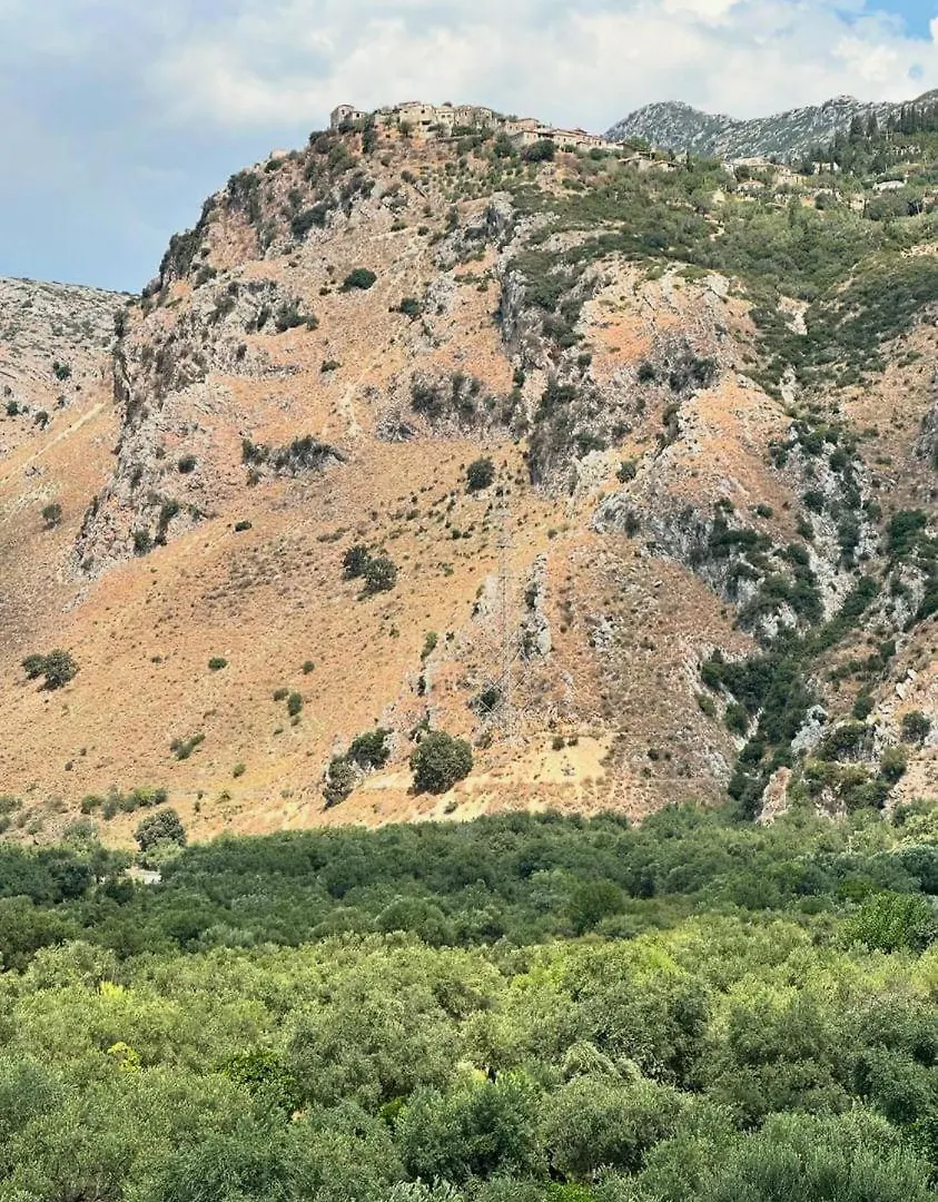 Polyxeni Apartments & Rooms Qeparo Albanien
